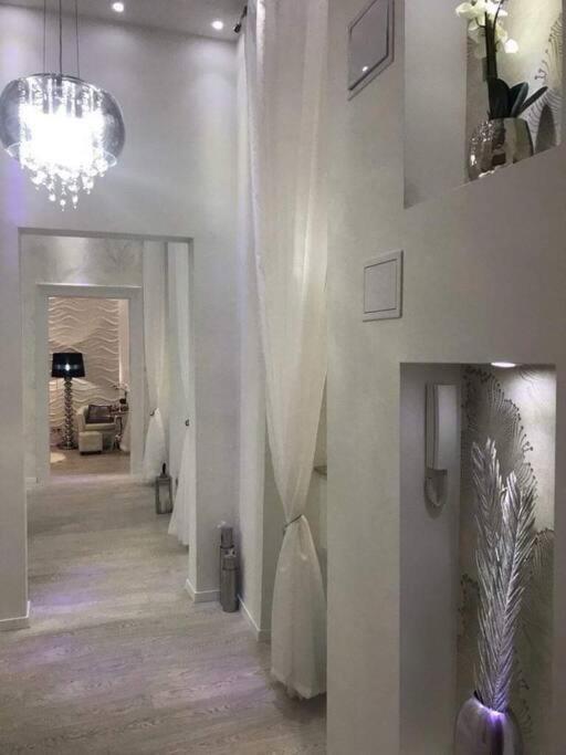 White Luxury Apartment Budapest Exterior foto