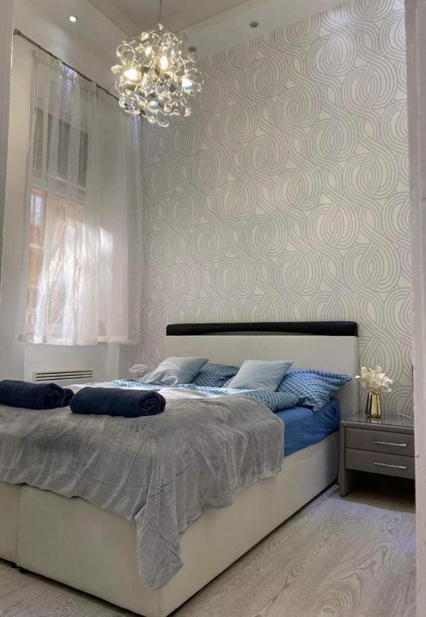 White Luxury Apartment Budapest Exterior foto