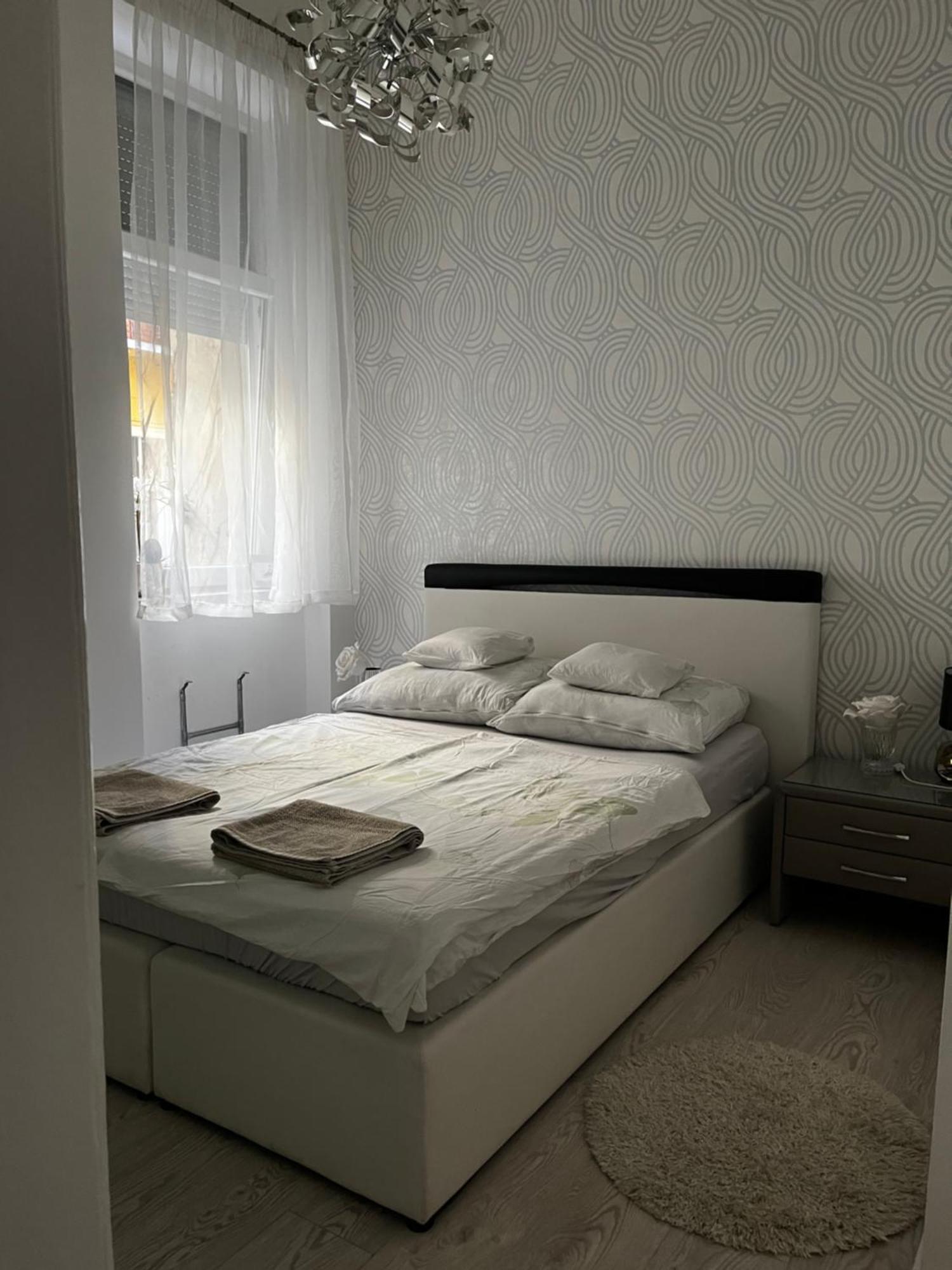 White Luxury Apartment Budapest Exterior foto